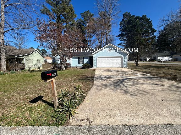 2nd image of 2599 Candler Way SW