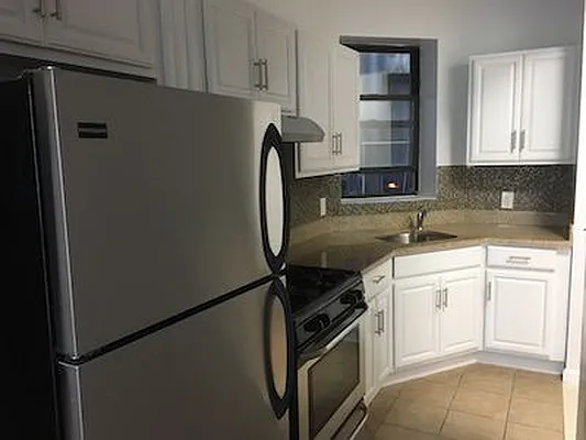 Rented by New Holland Residences | media 11