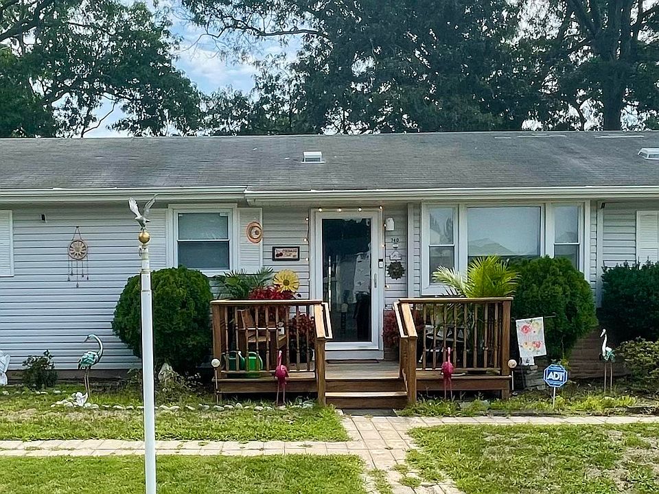 1st image of 740 8th Ave