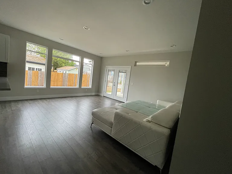 3722 Cyprus Way — Photo 7