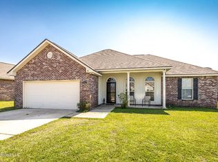 2112 Eva Ave, Ocean Springs, MS 39564