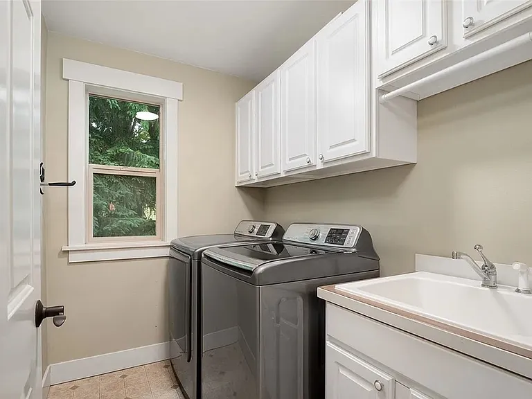 6614 Lake Washington Blvd SE — Photo 3