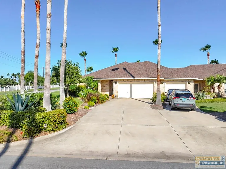 1 Torrey Pines Rd — Photo 36