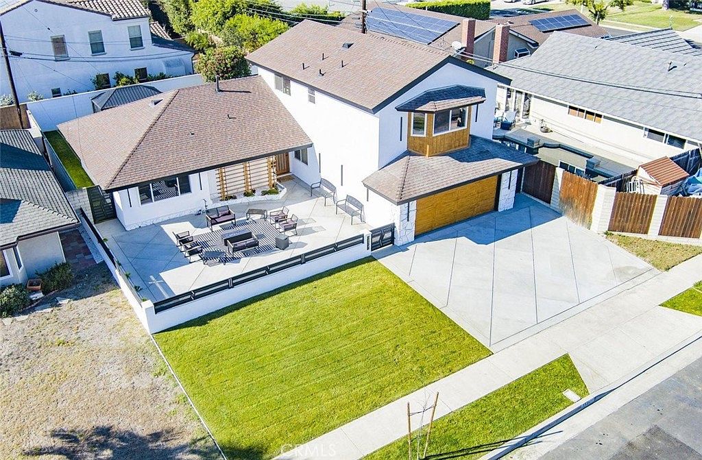 19341 Pitcairn Ln, Huntington Beach, CA 92646 | Zillow