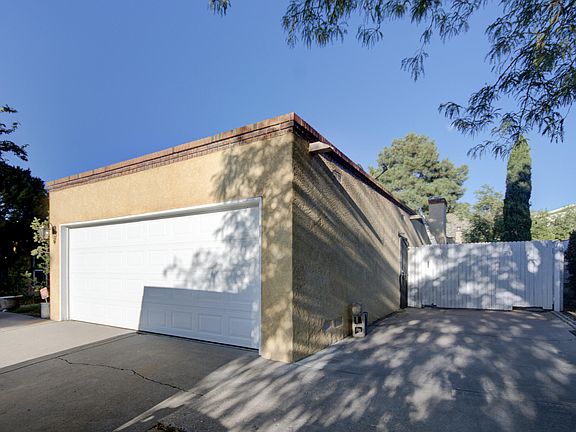 3rd image of 2117 Marie Park Dr NE