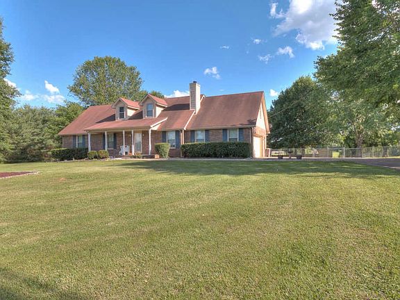 2nd image of 5947 Foothills Dr