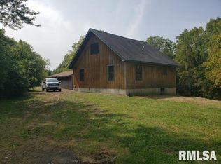 1818 E County Road 2900, Dallas City, IL 62330
