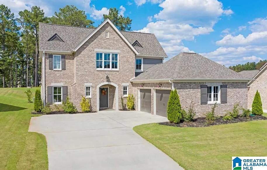 1st image of 417 Glen Iris Cir