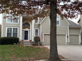 5105 W 157th St, Overland Park, KS 66224