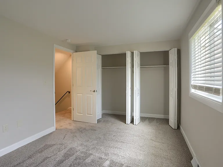 Briarcrest Gardens Apartments & Townhomes — Photo 56