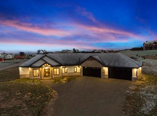 N3008 Lookout Ln, Hortonville, WI 54944