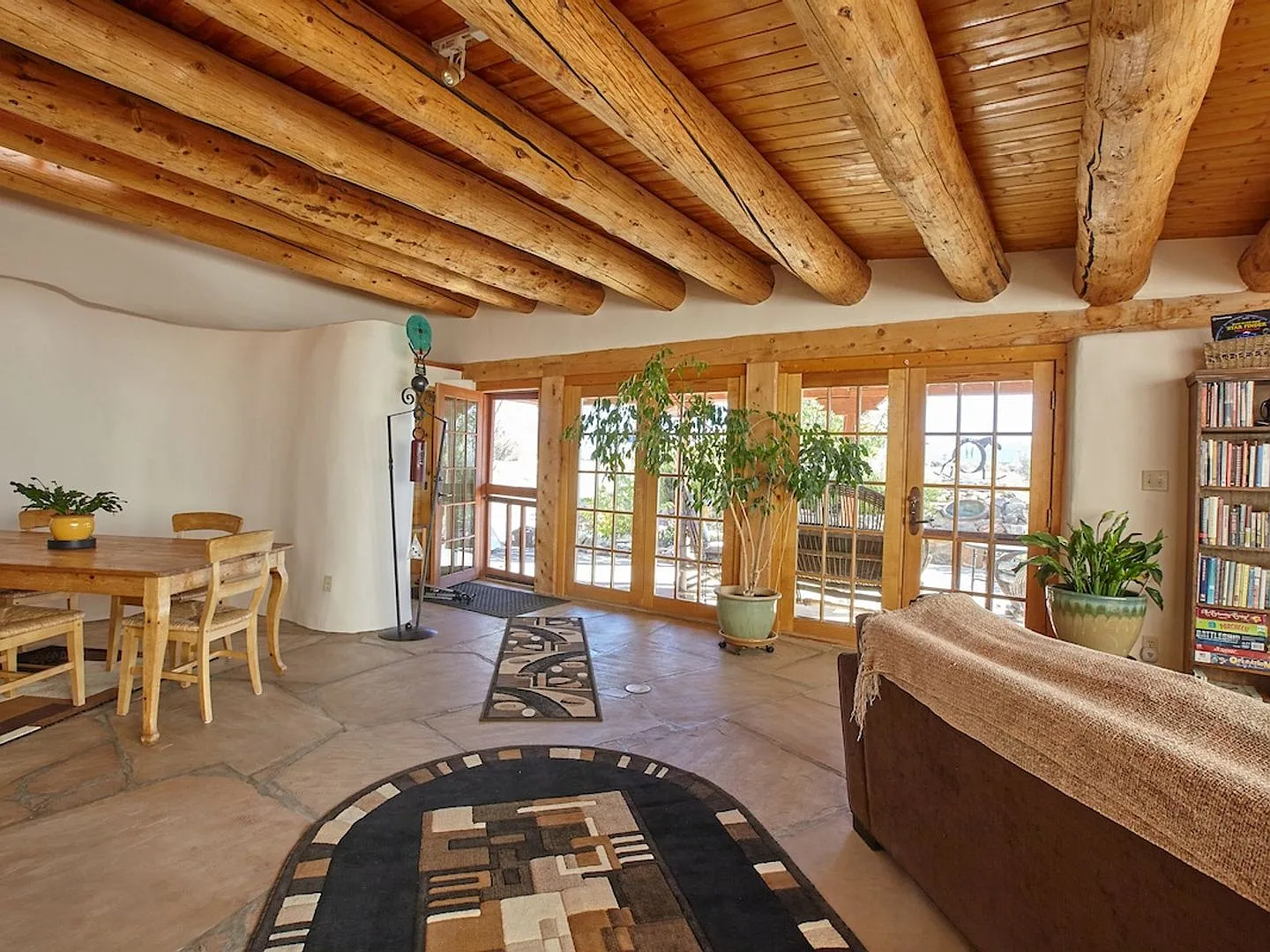 Panacea de Taos | Architect-Designed Earthship Retreat with Hot Tub, Mountain Views & Attached Ga... — Photo 2
