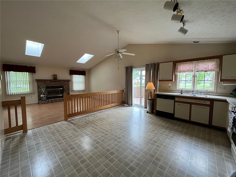 5 Daisy Ln, North Chili, NY 14514 Zillow