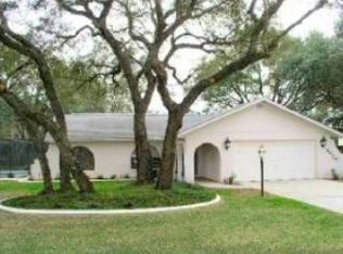 9020 Foxdale Ln, Spring Hill, FL 34608