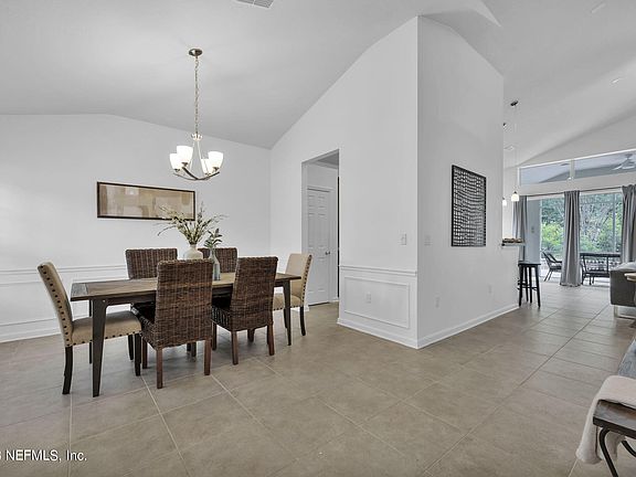 5th image of 9241 SUNRISE BREEZE Court