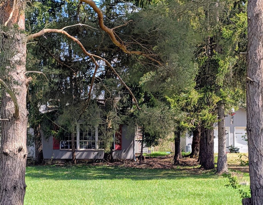 1st image of 18229 Howe Rd