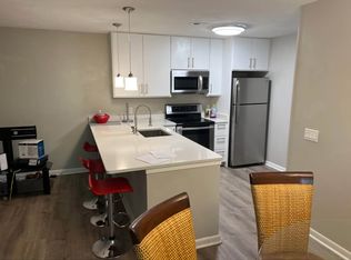 1207 University Ter APT F, Blacksburg, VA 24060