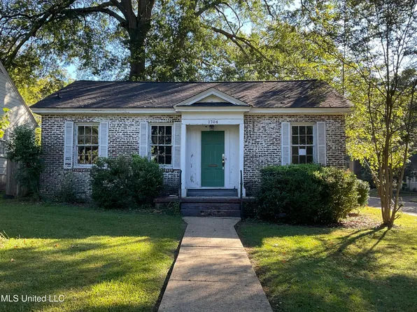 1704 Linden Pl, Jackson, MS 39202