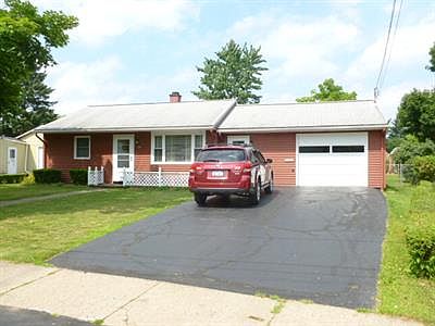 1st image of 114 Berkley Ln
