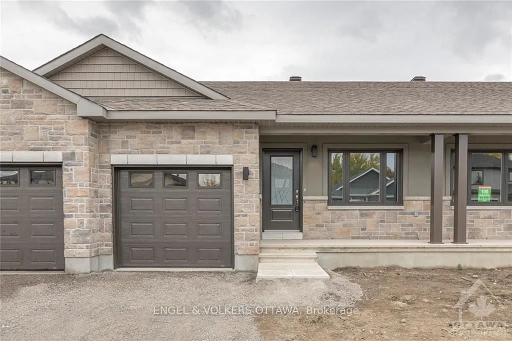 3 bed, $2,400 — Photo 1