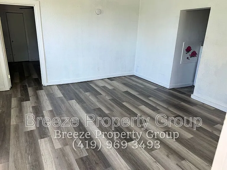 340 S Pierce St — Photo 2