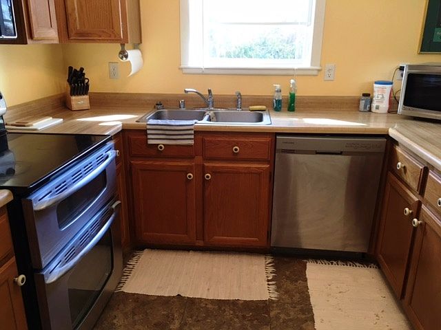 1st image of 409 Saratoga Ct