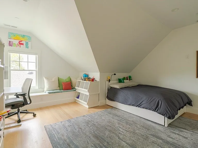 36 Laurel St #1 — Photo 26