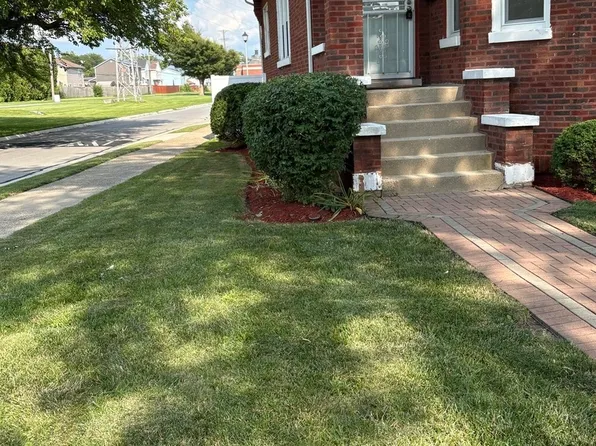 1201 S 14th Ave, Maywood, IL 60153