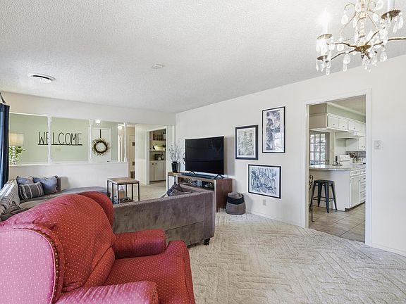 5th image of 4110 N 9th St