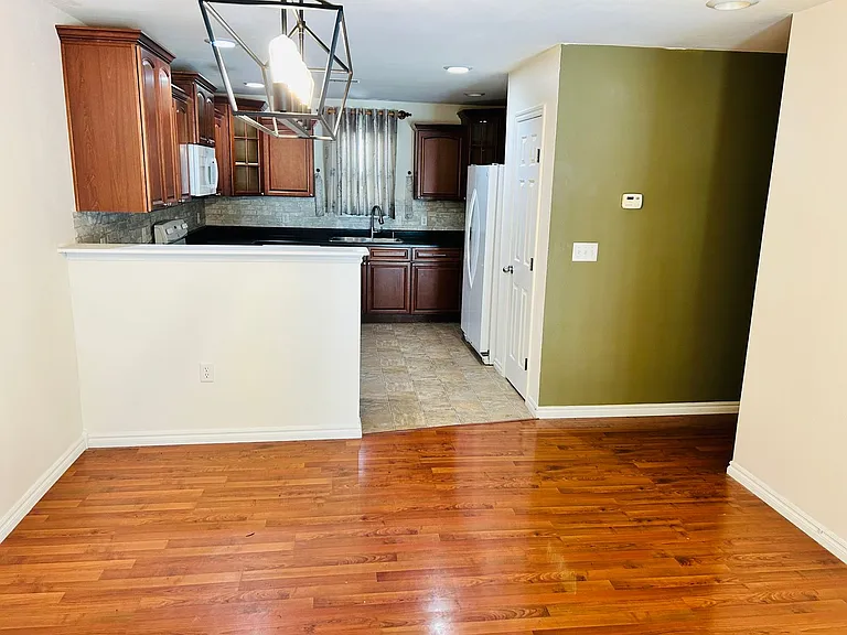 49 Fuller Cir — Photo 5