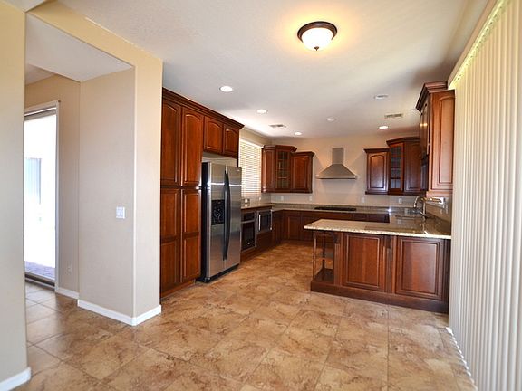 3rd image of 18277 W Carol Ave