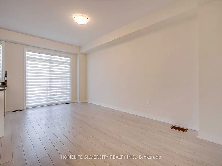 53 Ravenbury St — Photo 18