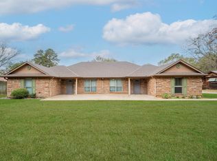 271 Lawrence Rd, Longview, TX 75605
