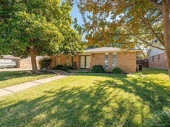 2nd image of 3813 Wilkie Way