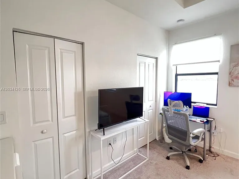 20610 NE 5th Pl #6104 — Photo 20