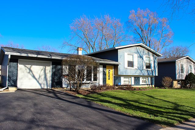 1st image of 7913 Kingsbury Dr