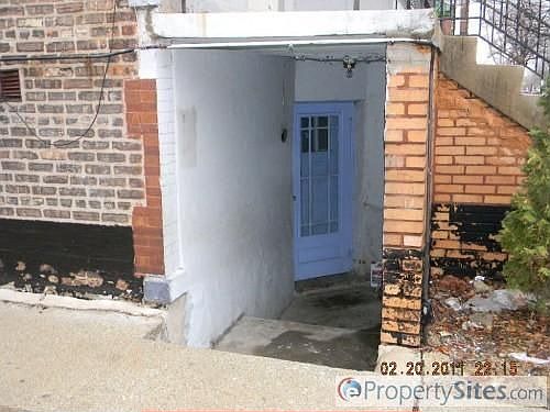 4th image of 1920 S 56th Ct