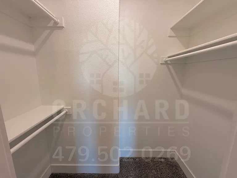 3012-3022 N Conway Dr — Photo 18