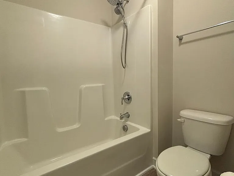 4716 Scenic Pines Dr — Photo 17