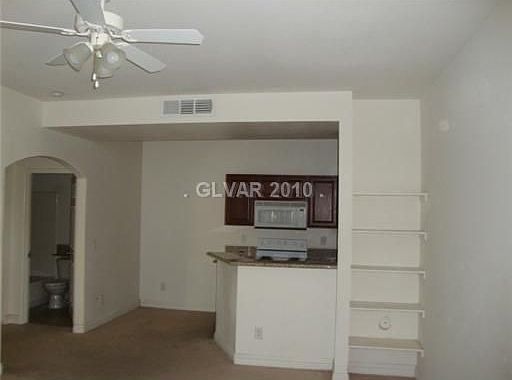 4th image of 5114 S Jones Blvd Unit 107