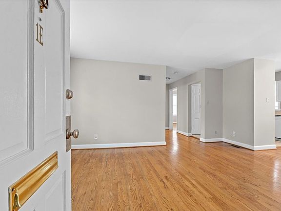 3rd image of 6544 Loran Ave #1E-57
