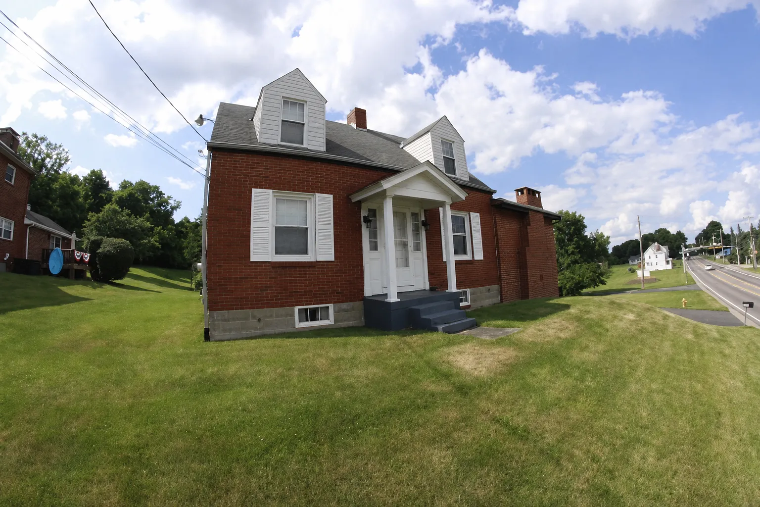 4 bed, 1648 sqft, $1,750 — Photo 1