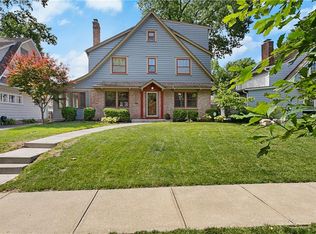 109 W 65th St, Kansas City, MO 64113