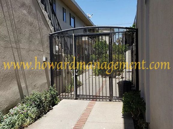 4th image of 1533 9th St #H