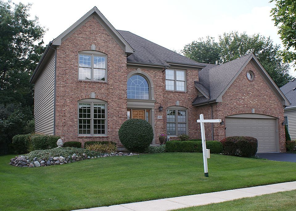 1st image of 1401 King James Ave