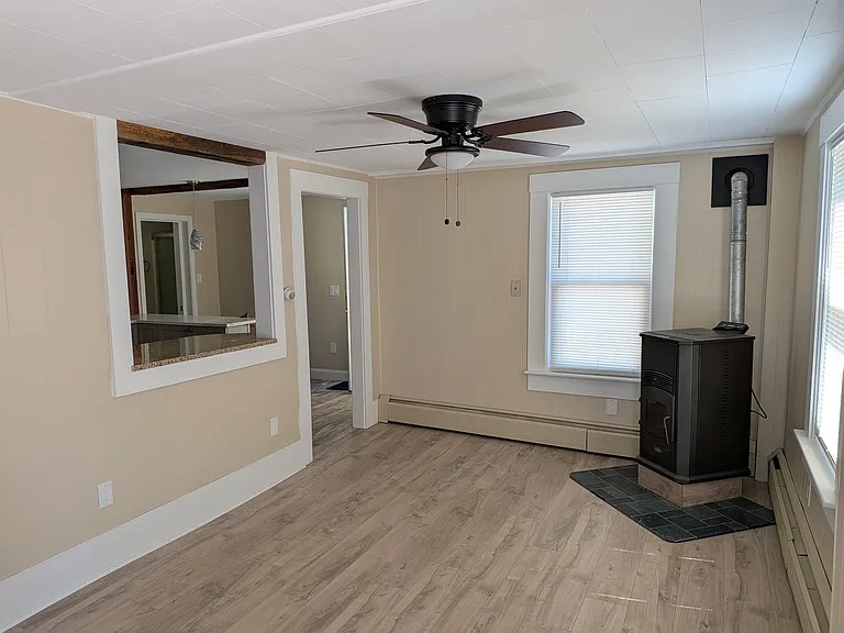 61 Island St #1 — Photo 7