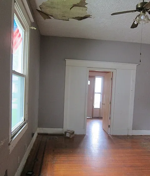 1835 W Lee St photo 1