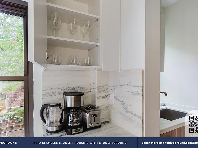 340 E 52nd St #7H — Photo 11
