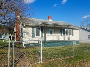 8 Wood St, Avella, PA 15312