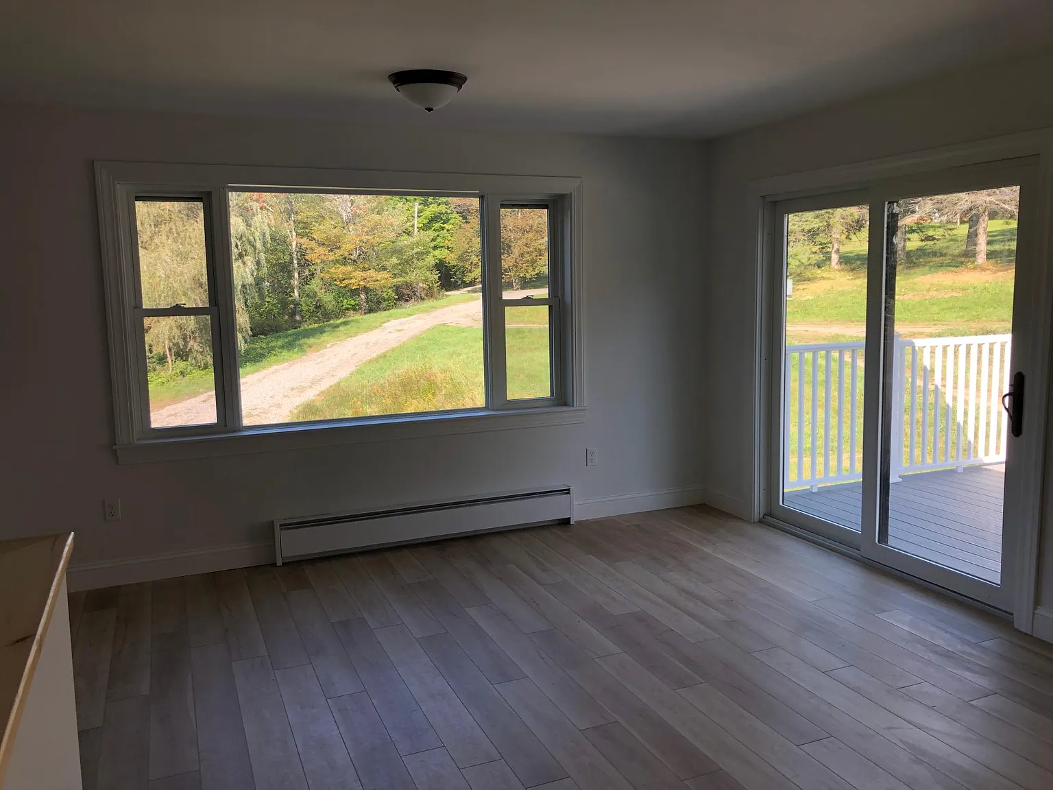 2 bed, 1100 sqft, $1,500 — Photo 3